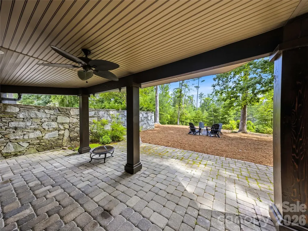 1 Cedar Chine Drive Asheville NC 28803