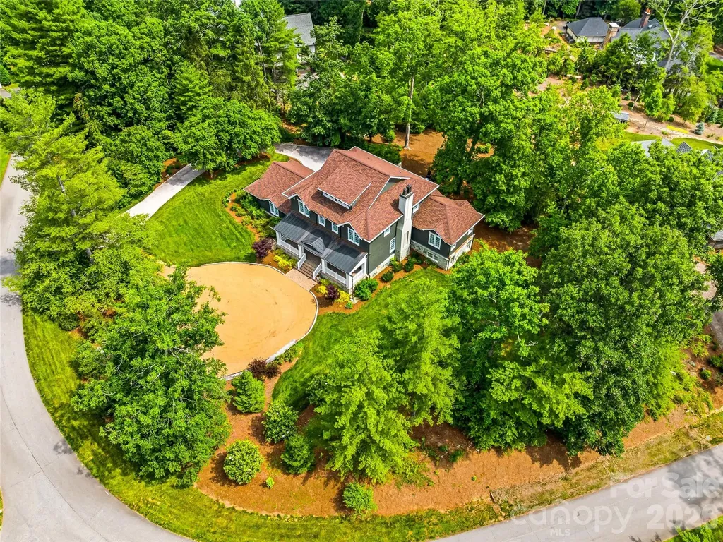 1 Cedar Chine Drive Asheville NC 28803