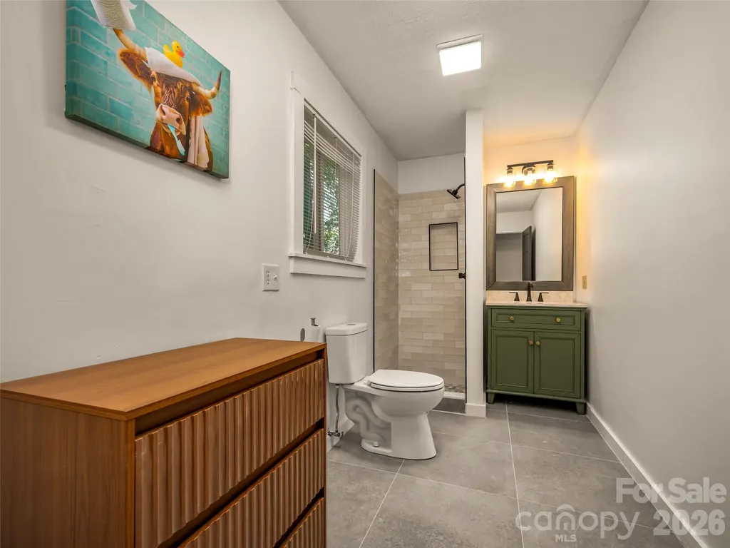 3276 Howard Gap Road Hendersonville NC 28792