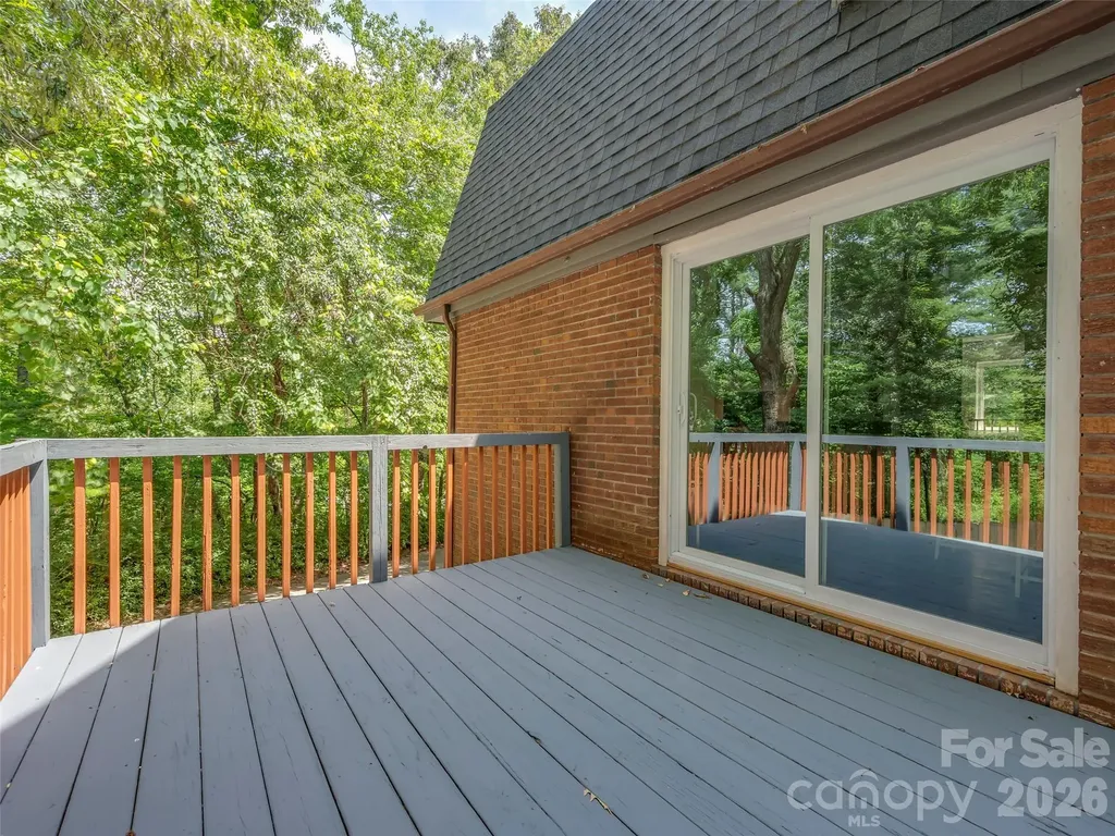 3276 Howard Gap Road Hendersonville NC 28792