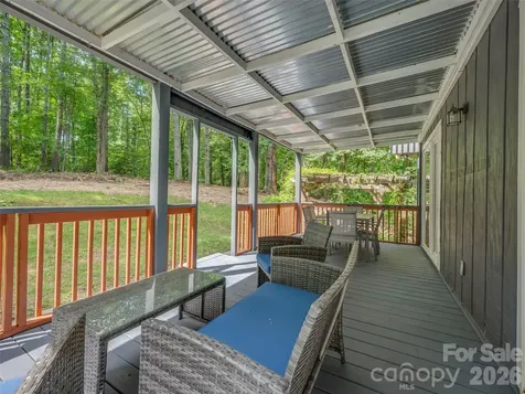 3276 Howard Gap Road Hendersonville NC 28792