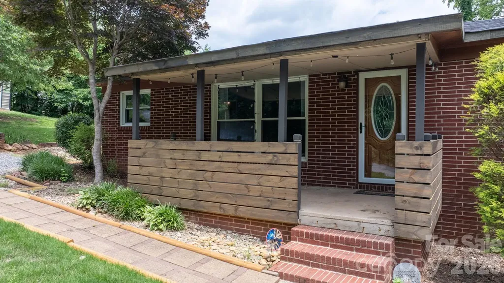 248 Hemlock Street Hudson NC 28638