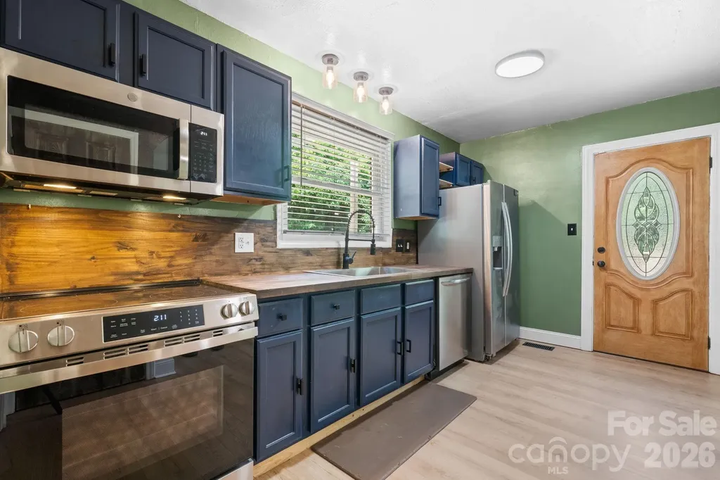 248 Hemlock Street Hudson NC 28638