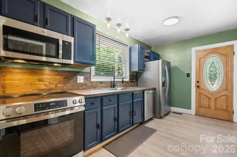 248 Hemlock Street Hudson NC 28638