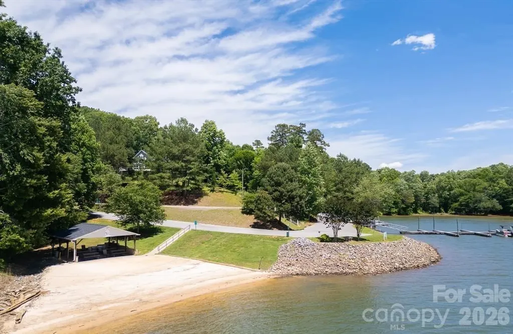 136 Oak Point Lane Stony Point NC 28678