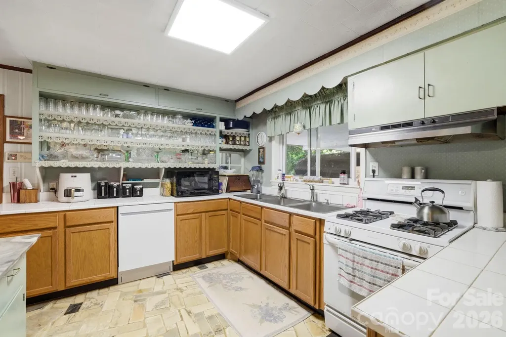 3324 Hwy 28 Road S Bryson City NC 28713