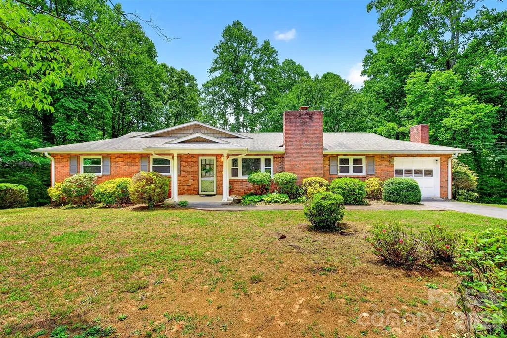 103 Richard Lane Black Mountain NC 28711