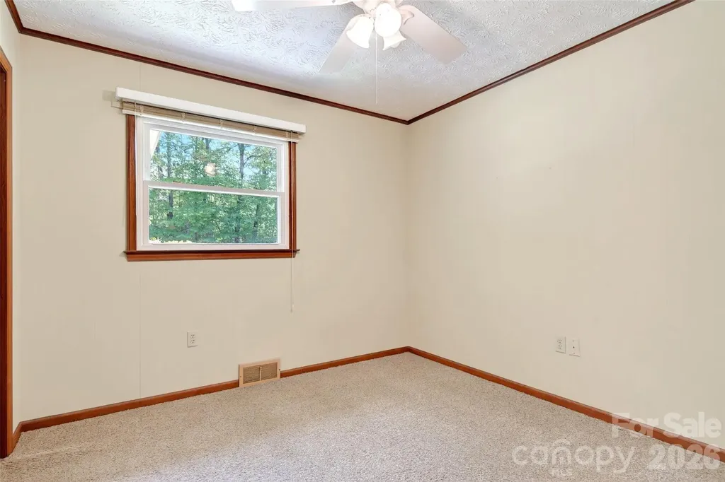 103 Richard Lane Black Mountain NC 28711