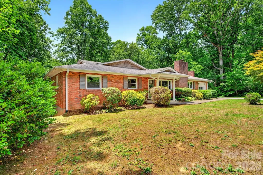 103 Richard Lane Black Mountain NC 28711