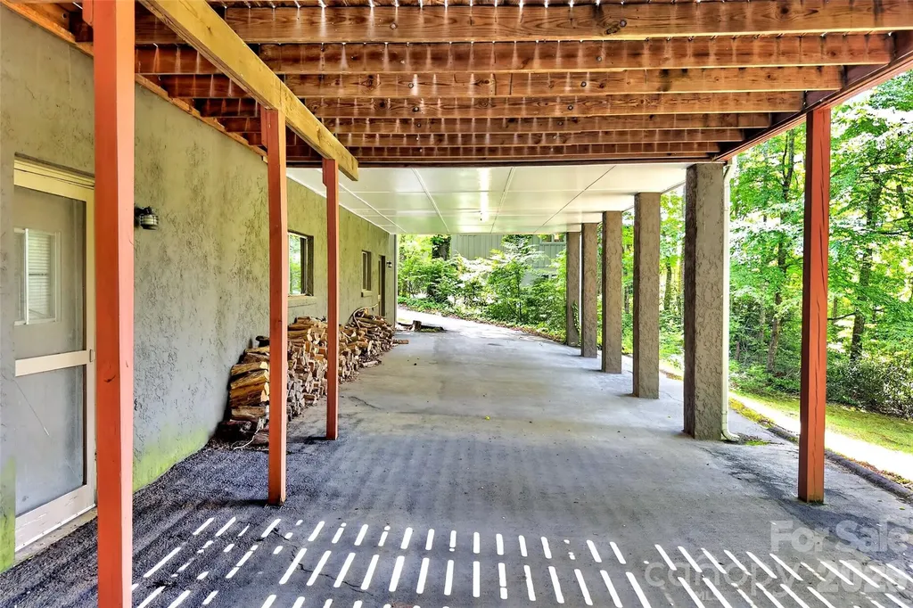103 Richard Lane Black Mountain NC 28711