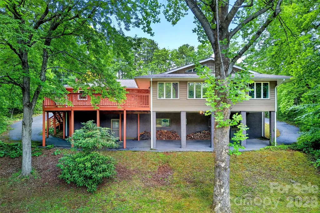 103 Richard Lane Black Mountain NC 28711