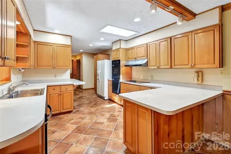 103 Richard Lane Black Mountain NC 28711