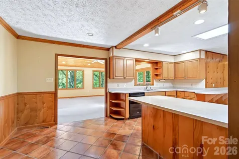 103 Richard Lane Black Mountain NC 28711