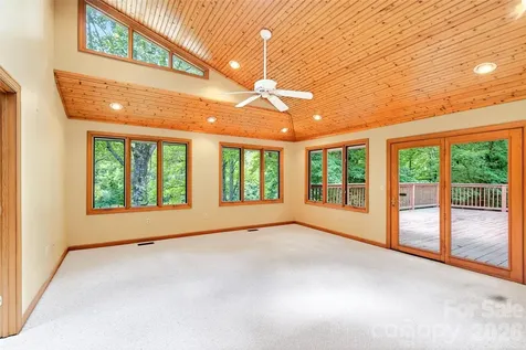 103 Richard Lane Black Mountain NC 28711