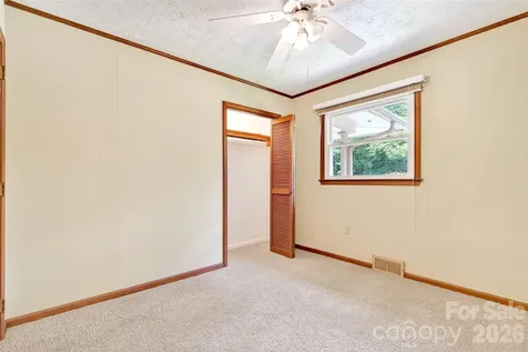 103 Richard Lane Black Mountain NC 28711