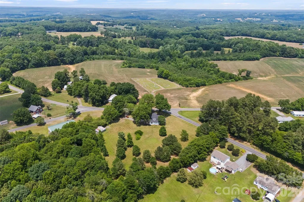24327 Ridgecrest Road Locust NC 28097