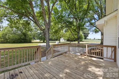 24327 Ridgecrest Road Locust NC 28097