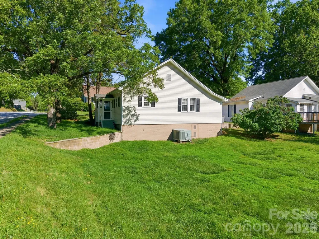 315 S Rose Avenue Kannapolis NC 28083