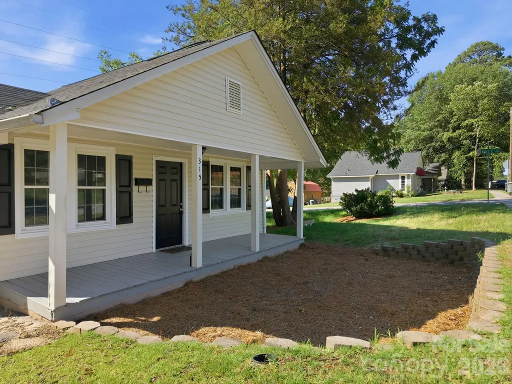 315 S Rose Avenue Kannapolis NC 28083