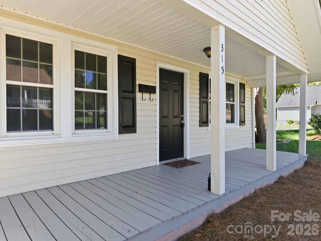 315 S Rose Avenue Kannapolis NC 28083