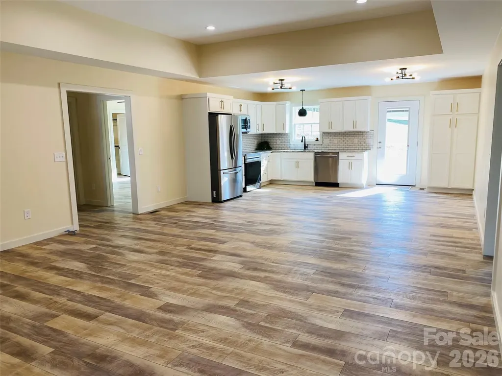 1208 Spring Time Court SW Lenoir NC 28645