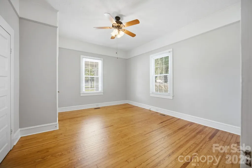 306 York Avenue Kannapolis NC 28083
