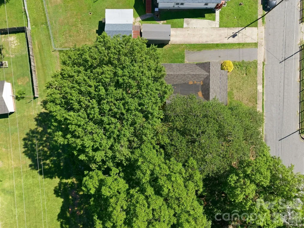 306 York Avenue Kannapolis NC 28083
