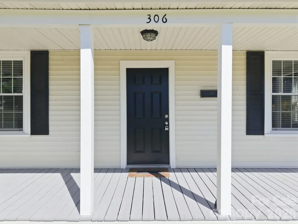 306 York Avenue Kannapolis NC 28083