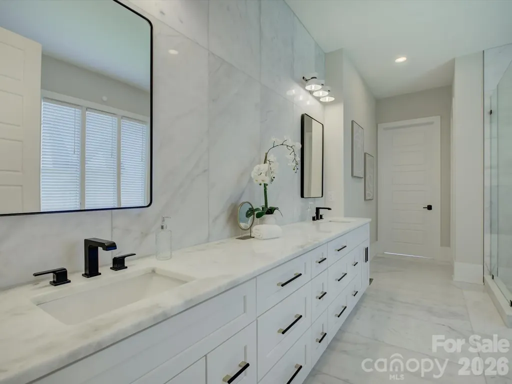 1016 Sherringham Way Waxhaw NC 28173