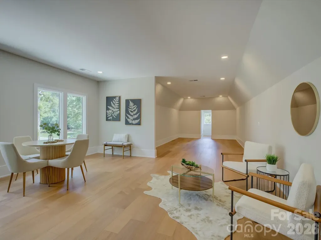 1016 Sherringham Way Waxhaw NC 28173