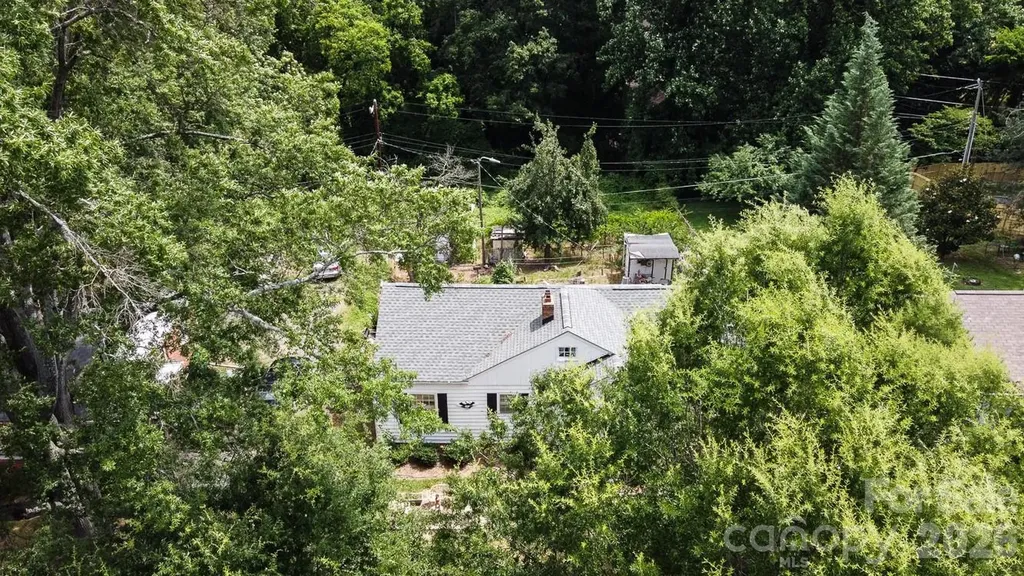 909 Drummond Avenue Charlotte NC 28205