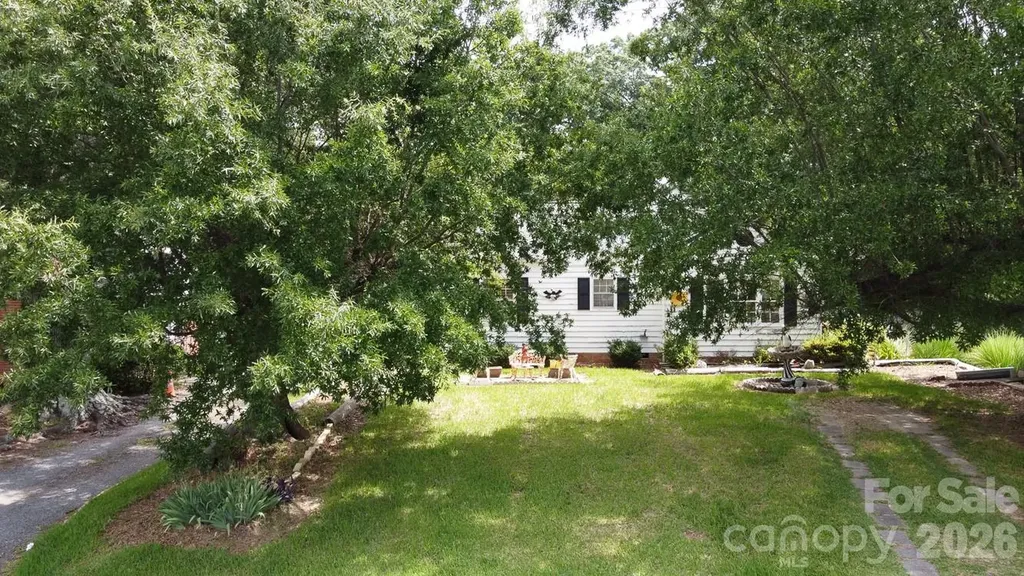 909 Drummond Avenue Charlotte NC 28205