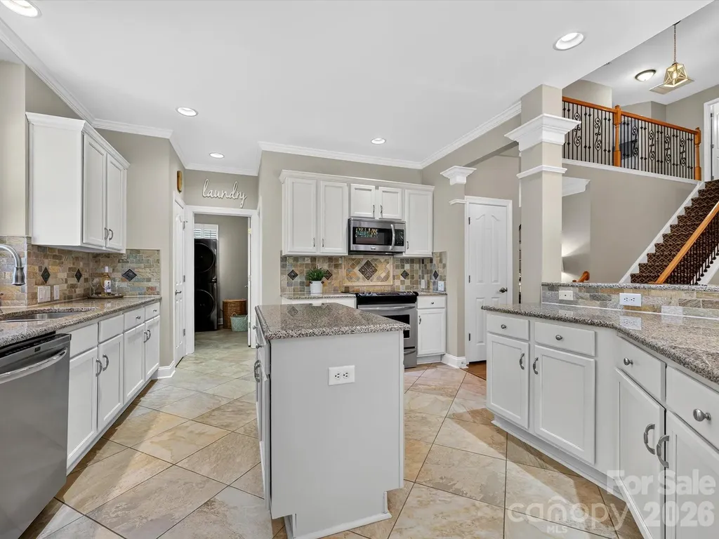 6706 Charter Hills Road Charlotte NC 28277