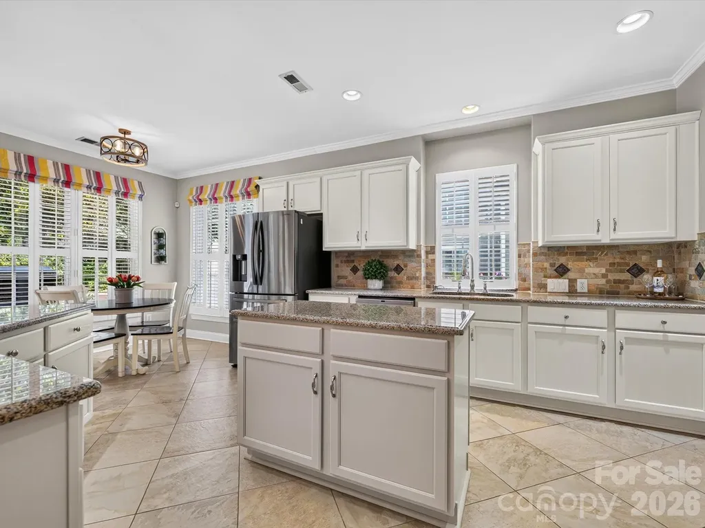 6706 Charter Hills Road Charlotte NC 28277