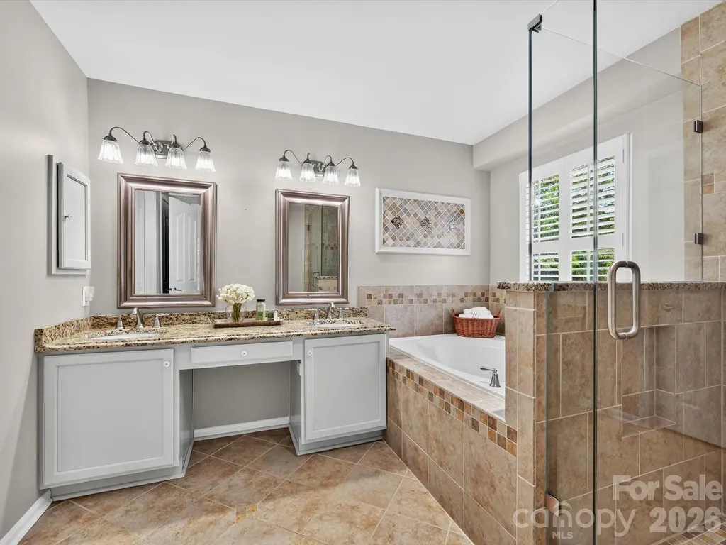 6706 Charter Hills Road Charlotte NC 28277