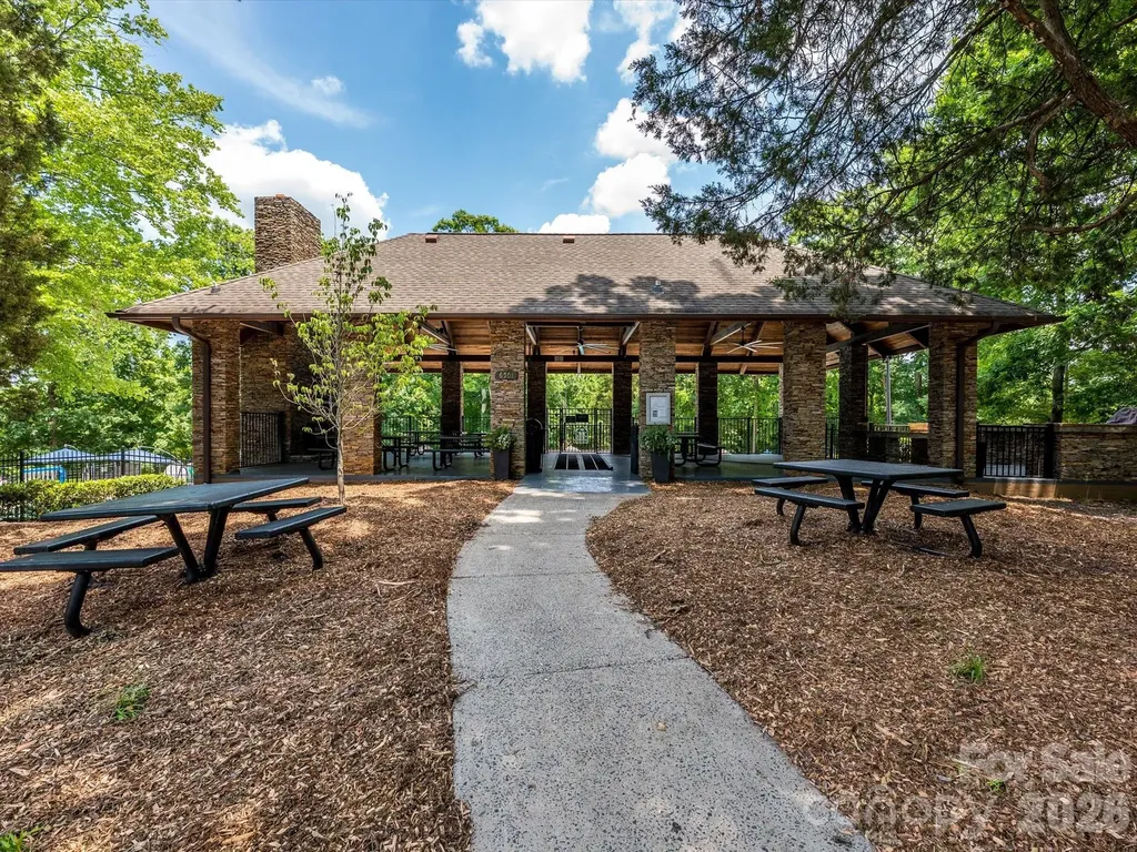 6706 Charter Hills Road Charlotte NC 28277