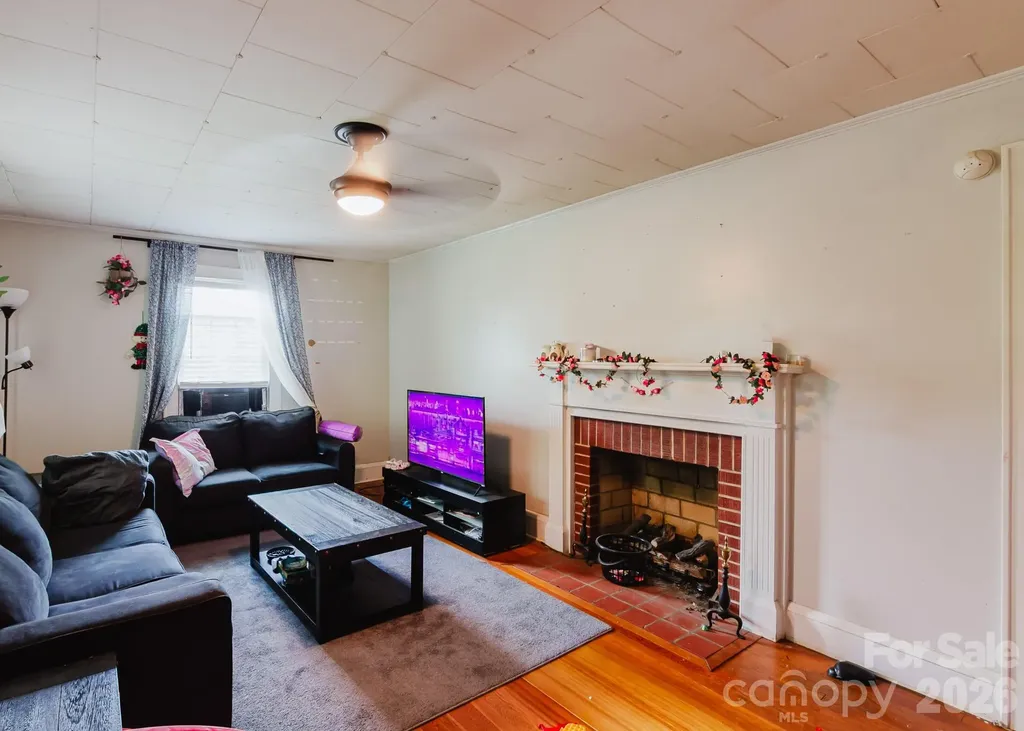 303 Myrtle Avenue Hamlet NC 28345