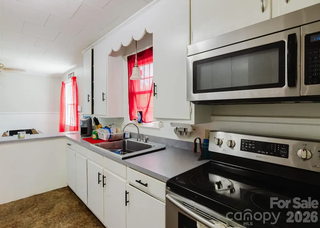 303 Myrtle Avenue Hamlet NC 28345