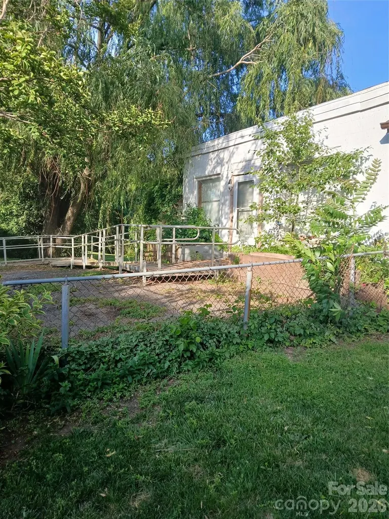 344 W Haywood Street Asheville NC 28801