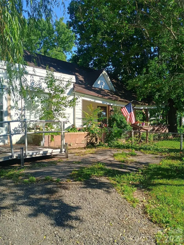 344 W Haywood Street Asheville NC 28801