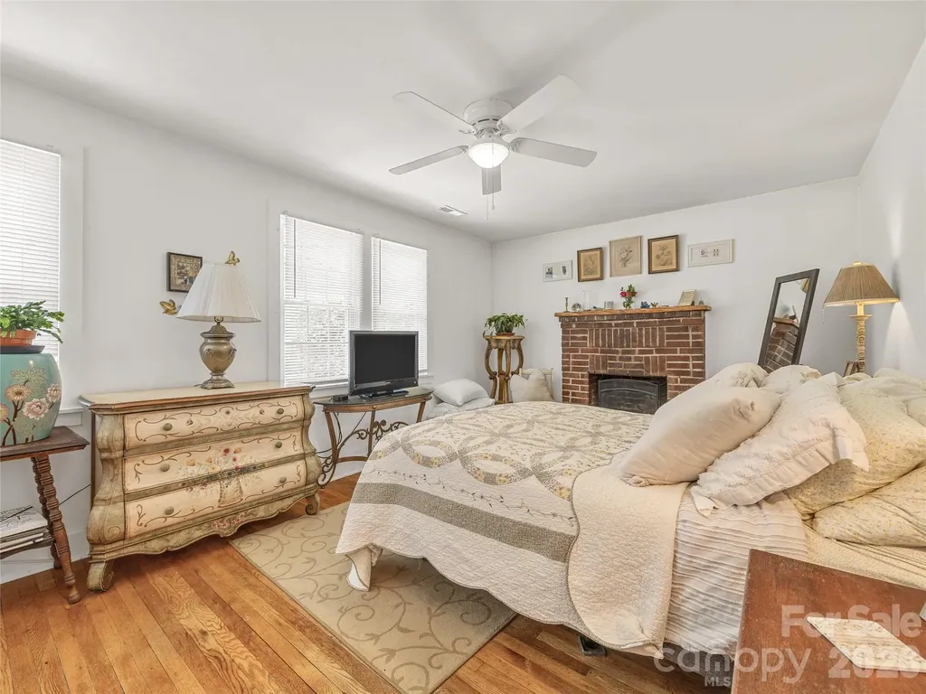 144 E Howard Street Tryon NC 28782