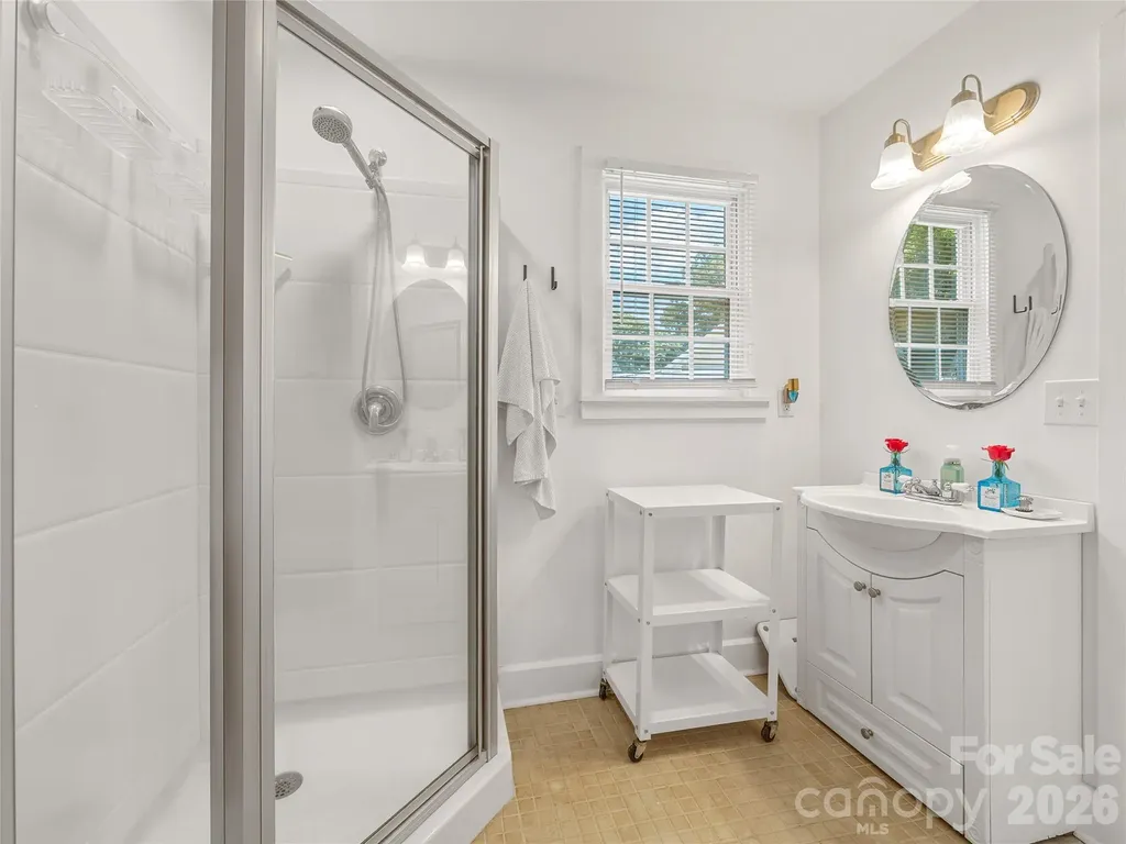 144 E Howard Street Tryon NC 28782