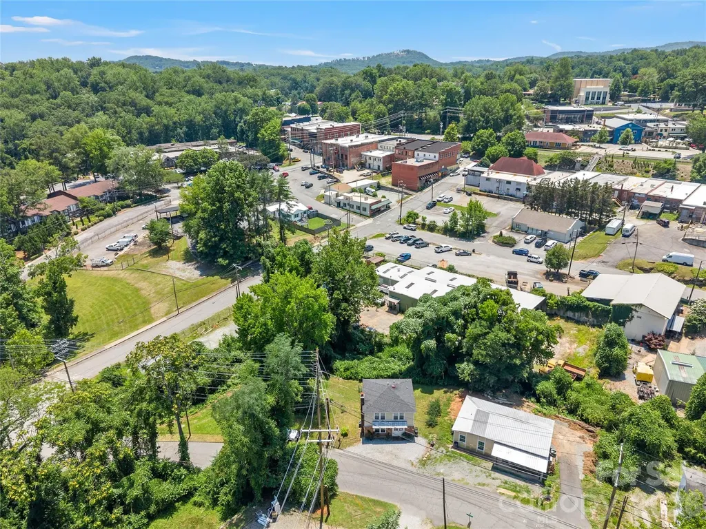 144 E Howard Street Tryon NC 28782