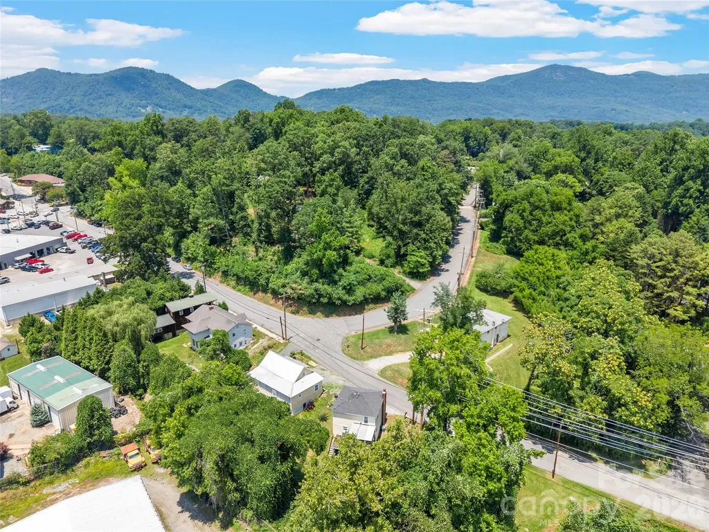 144 E Howard Street Tryon NC 28782
