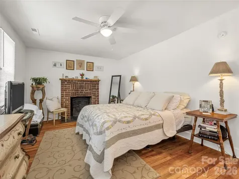 144 E Howard Street Tryon NC 28782