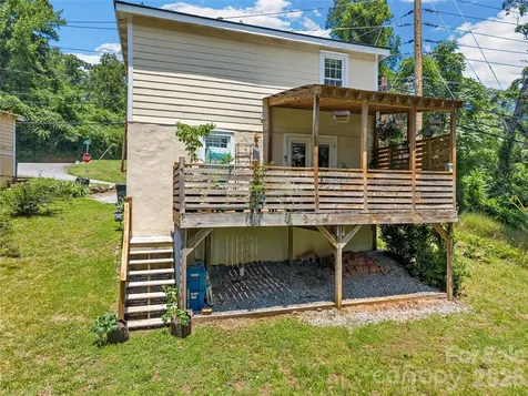 144 E Howard Street Tryon NC 28782