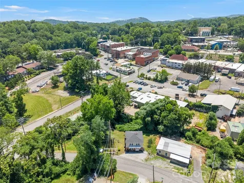 144 E Howard Street Tryon NC 28782