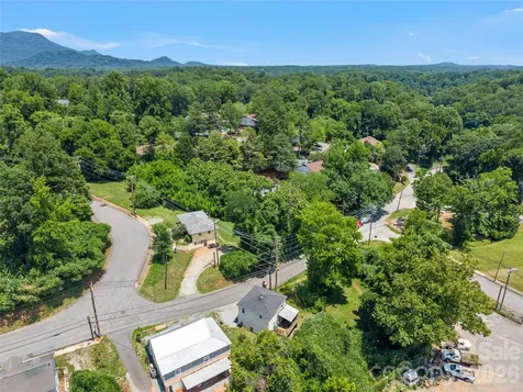 144 E Howard Street Tryon NC 28782