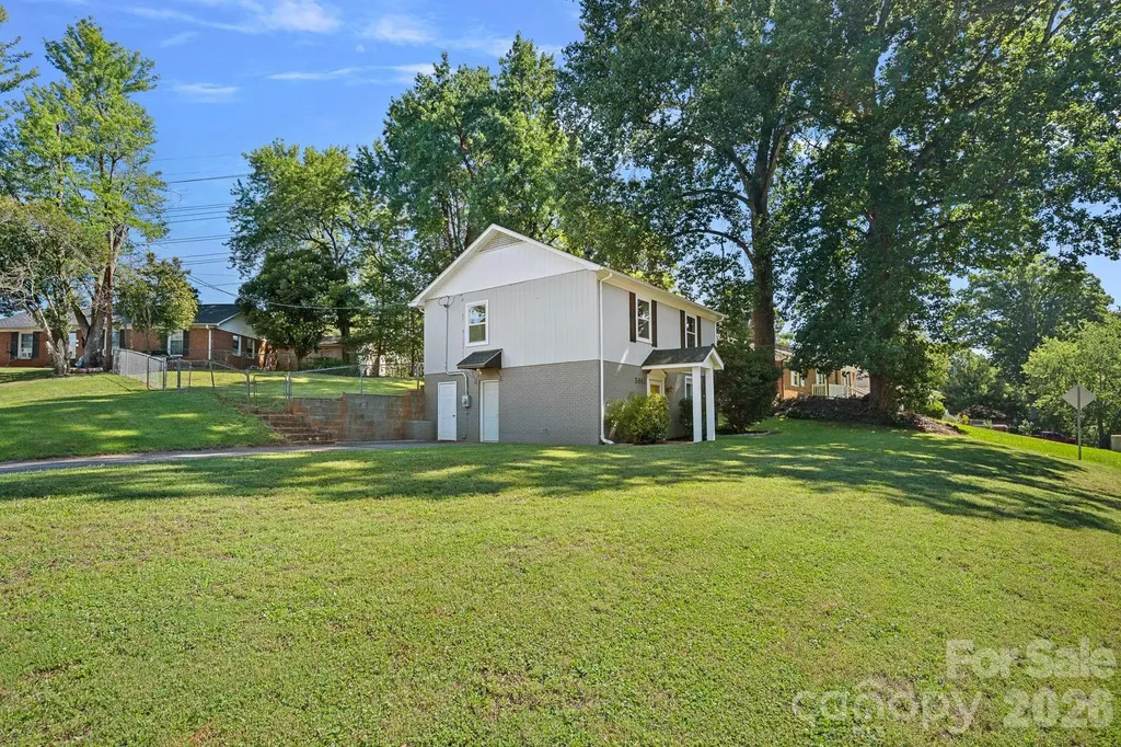 5662 Coulee Place Charlotte NC 28217