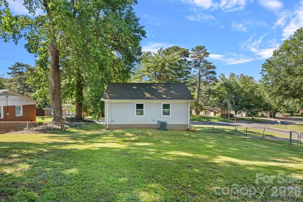 5662 Coulee Place Charlotte NC 28217